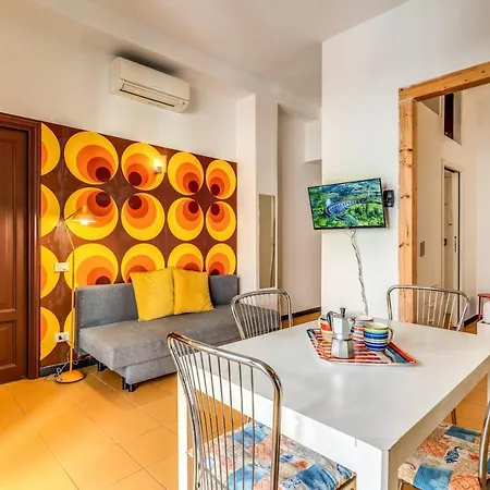 Aweshomeitaly - Cinque Terre Colors Apartment La Spezia